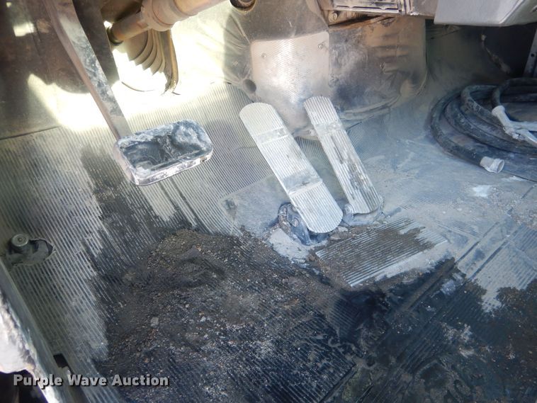 image for item HQ9568 1996 Mack RD690S  ready mix truck