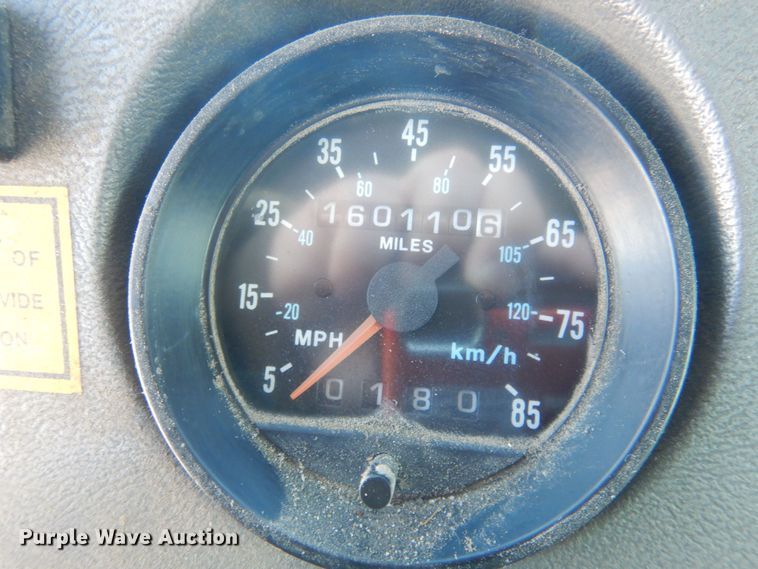 image for item HQ9568 1996 Mack RD690S  ready mix truck