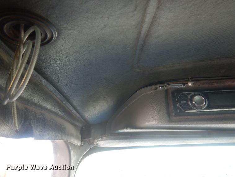 image for item HQ9568 1996 Mack RD690S  ready mix truck