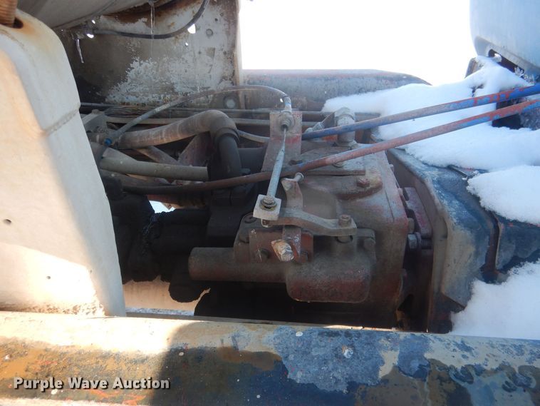 image for item HQ9568 1996 Mack RD690S  ready mix truck