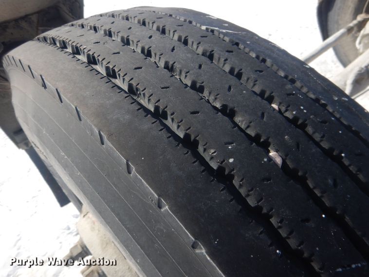 image for item HQ9568 1996 Mack RD690S  ready mix truck