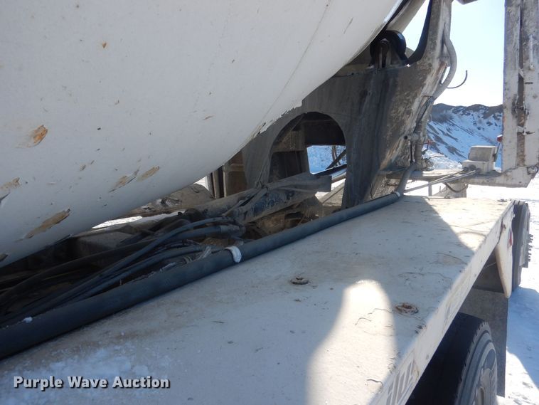 image for item HQ9568 1996 Mack RD690S  ready mix truck