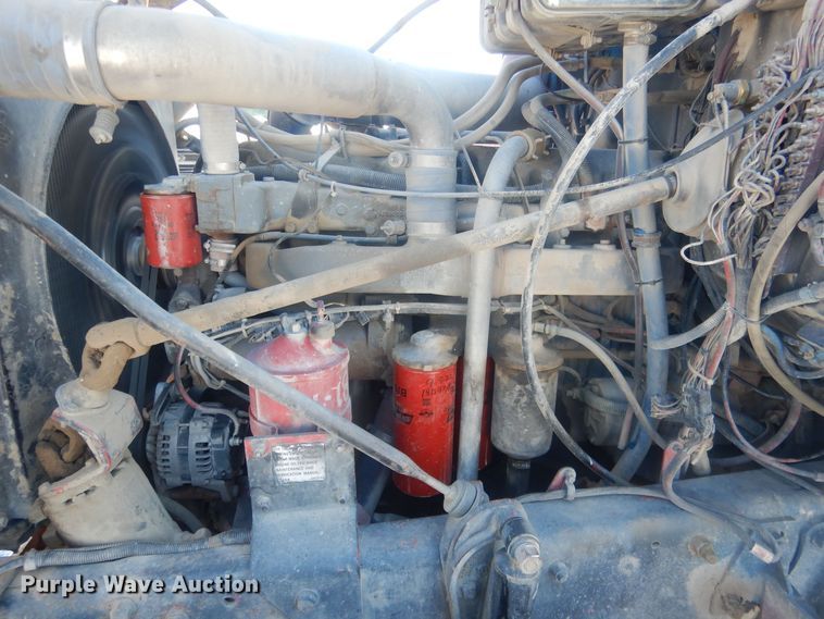 image for item HQ9568 1996 Mack RD690S  ready mix truck