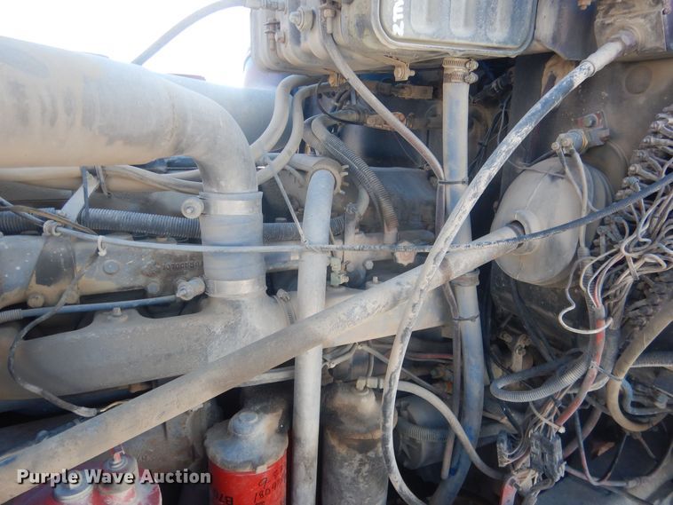 image for item HQ9568 1996 Mack RD690S  ready mix truck