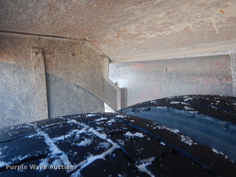 image for item HQ9568 1996 Mack RD690S  ready mix truck