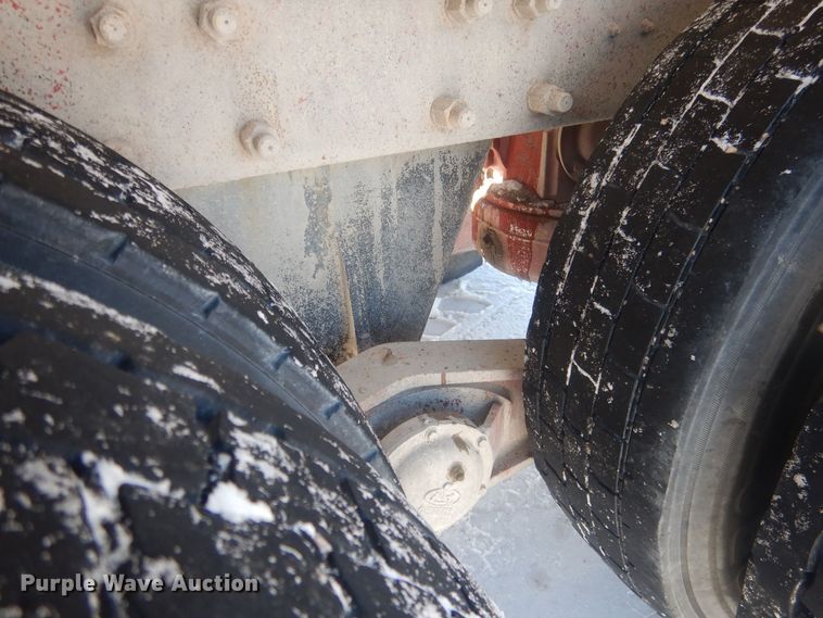 image for item HQ9568 1996 Mack RD690S  ready mix truck