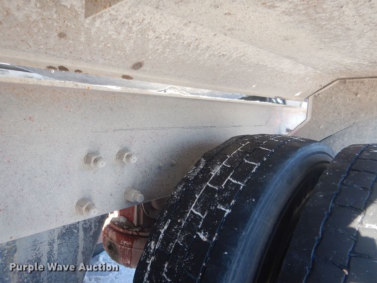 image for item HQ9568 1996 Mack RD690S  ready mix truck