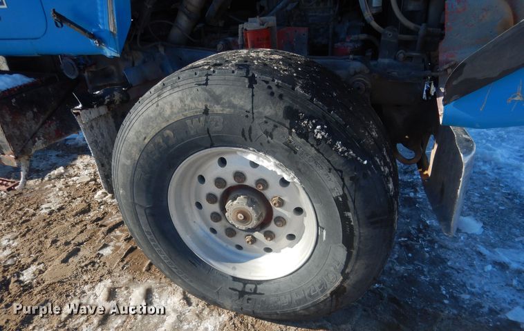 image for item HQ9568 1996 Mack RD690S  ready mix truck