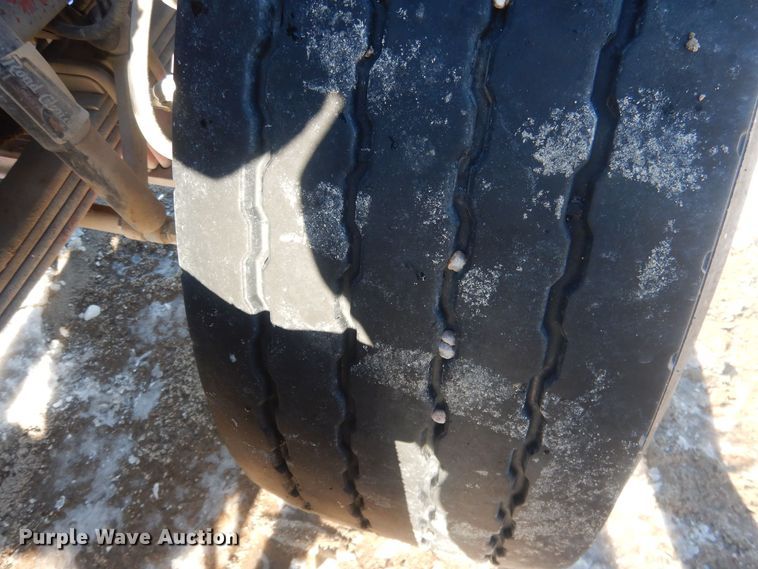 image for item HQ9568 1996 Mack RD690S  ready mix truck