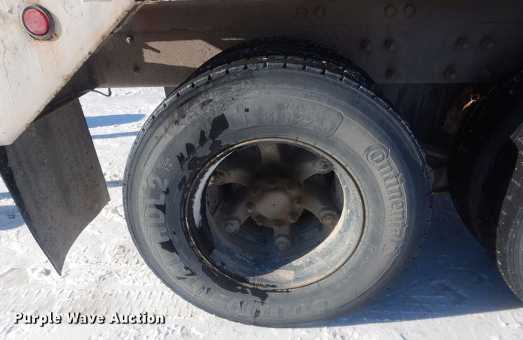 image for item HQ9568 1996 Mack RD690S  ready mix truck