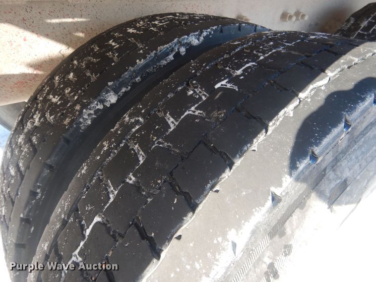 image for item HQ9568 1996 Mack RD690S  ready mix truck