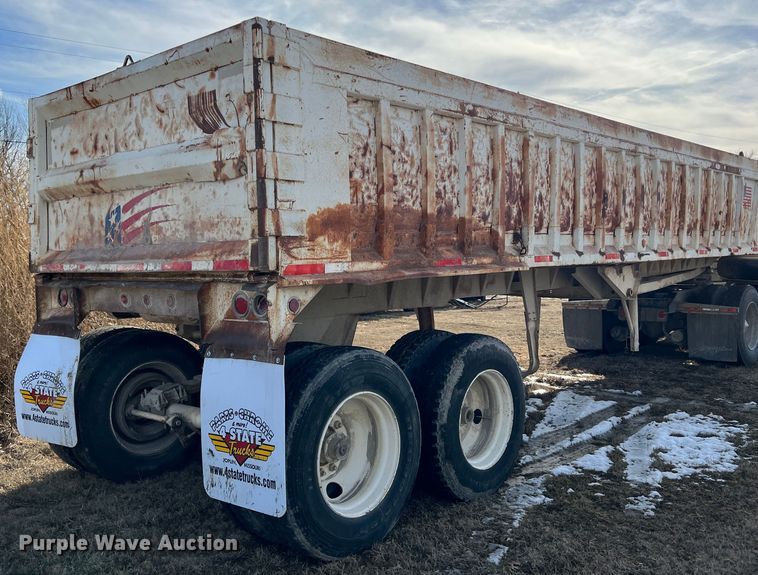 image for item ID9363 1990 Lufkin LWD 31  end dump trailer