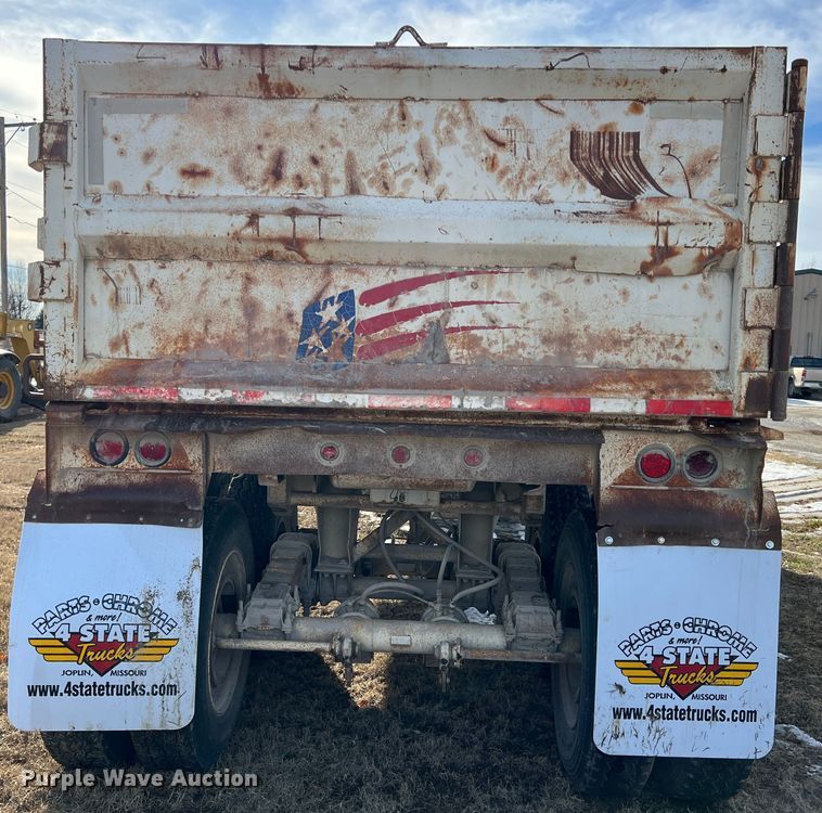 image for item ID9363 1990 Lufkin LWD 31  end dump trailer