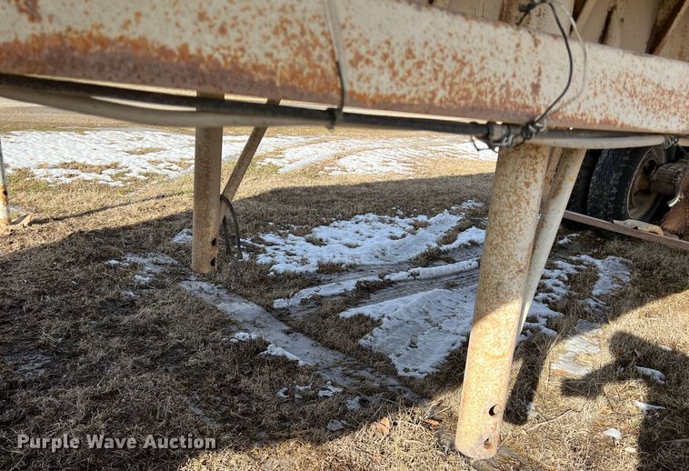 image for item ID9363 1990 Lufkin LWD 31  end dump trailer