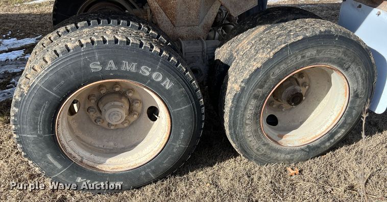 image for item ID9363 1990 Lufkin LWD 31  end dump trailer