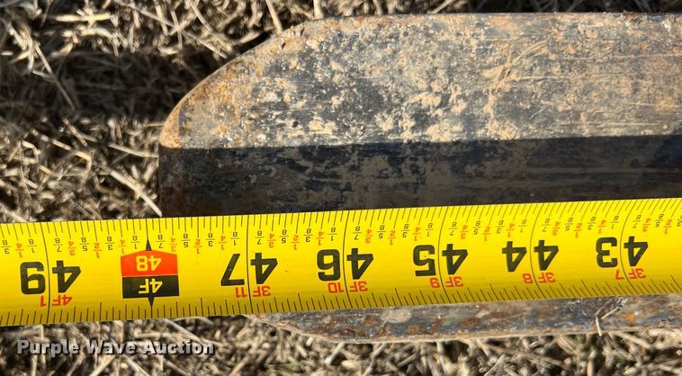 image for item ID9364 2010 Caterpillar TL943  telehandler