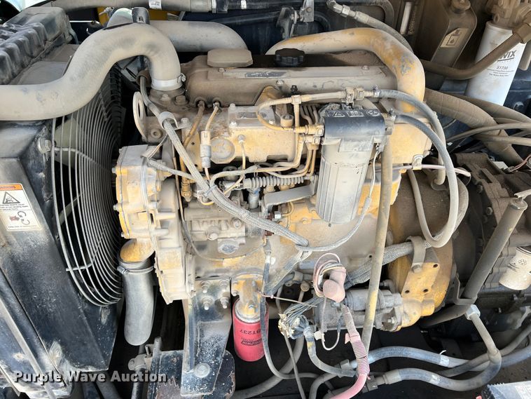 image for item ID9364 2010 Caterpillar TL943  telehandler