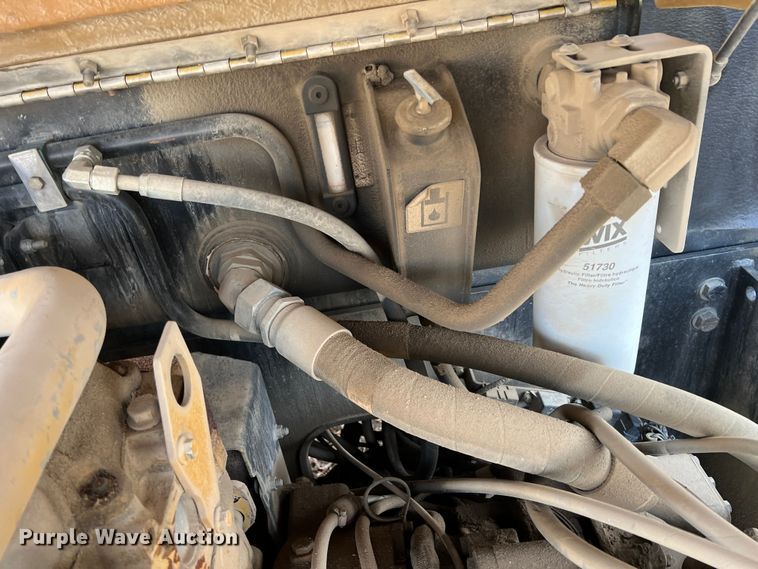 image for item ID9364 2010 Caterpillar TL943  telehandler