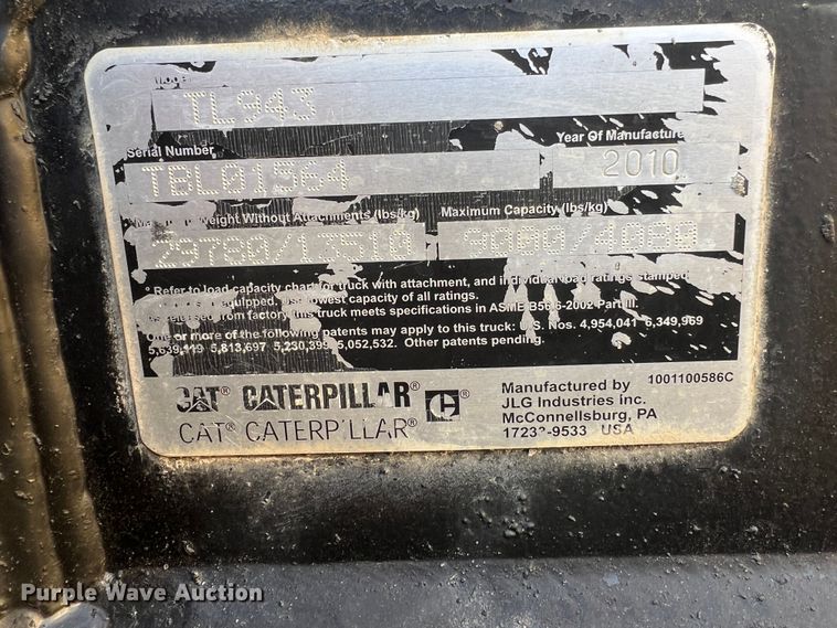 image for item ID9364 2010 Caterpillar TL943  telehandler