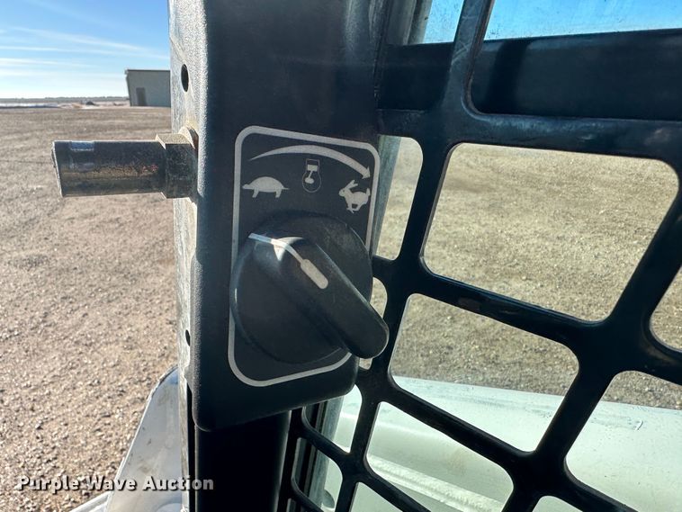 image for item JD9621 2016 Bobcat S650  skid steer loader