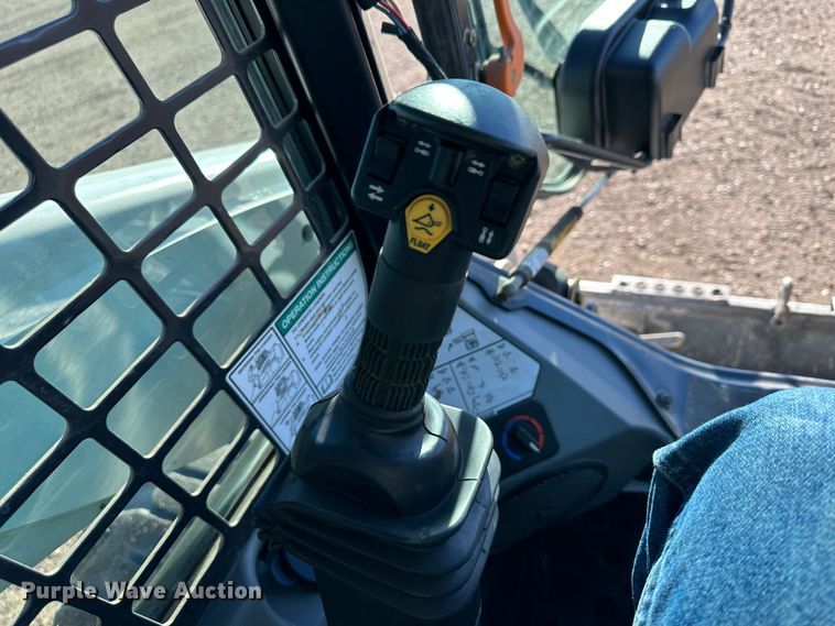 image for item JD9621 2016 Bobcat S650  skid steer loader