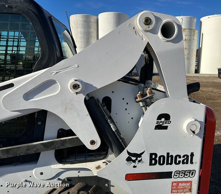 image for item JD9621 2016 Bobcat S650  skid steer loader