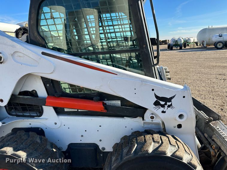 image for item JD9621 2016 Bobcat S650  skid steer loader