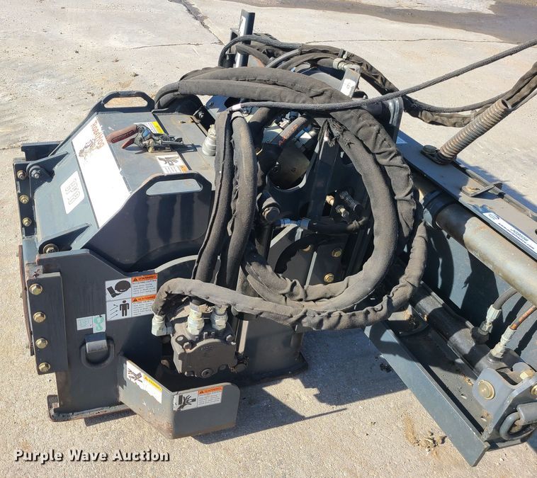 image for item JG9556 Roadhog PCP18EHSG5  skid steer cold planer