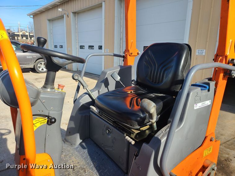 image for item JG9557 2016 Hamm HD12  double drum roller