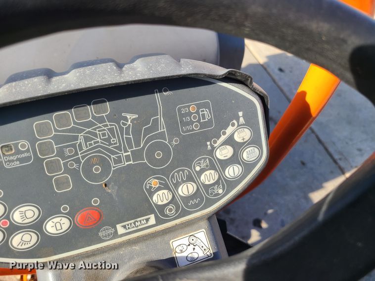 image for item JG9557 2016 Hamm HD12  double drum roller