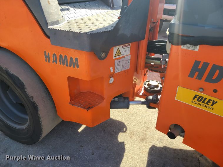 image for item JG9557 2016 Hamm HD12  double drum roller