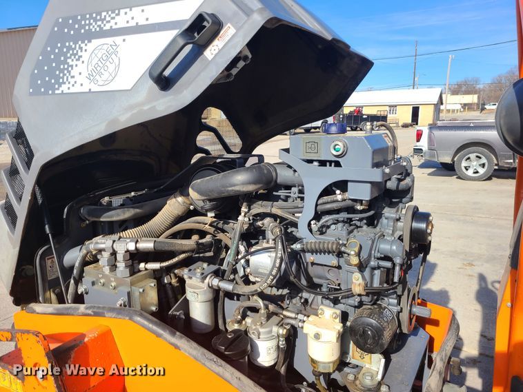 image for item JG9557 2016 Hamm HD12  double drum roller