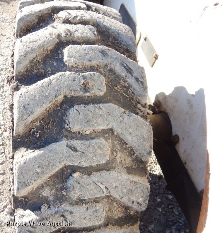 image for item JK9152 1996 Bobcat 763  skid steer loader