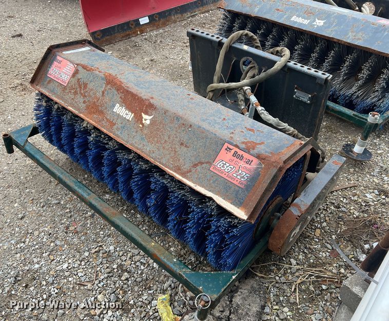 image for item JU9701 2008 Bobcat 48 Angle Broom  compact utility loader broom