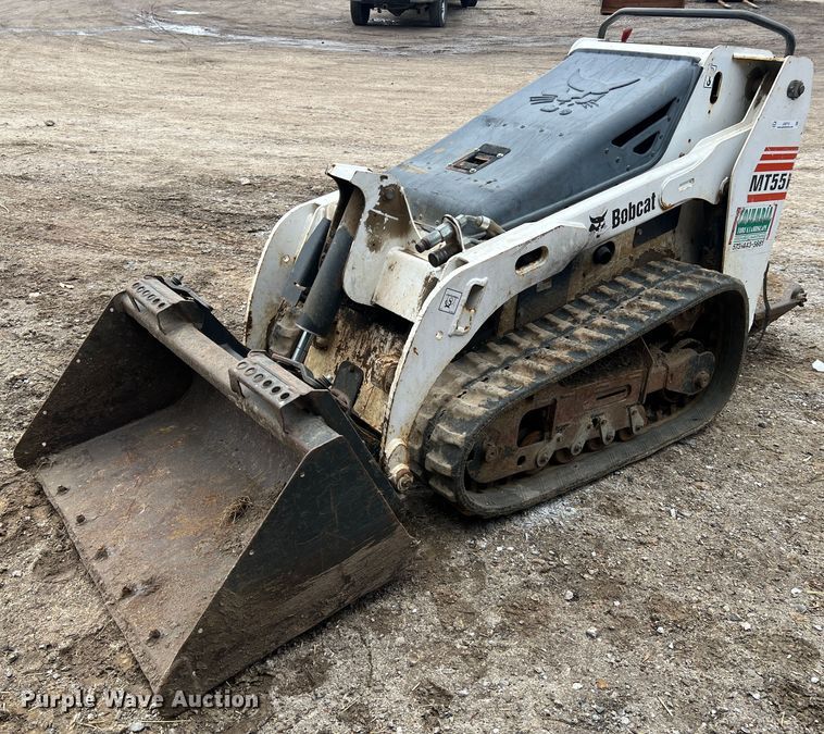 image for item JU9715 2012 Bobcat MT55  compact utility loader