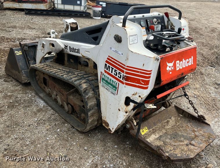 image for item JU9715 2012 Bobcat MT55  compact utility loader