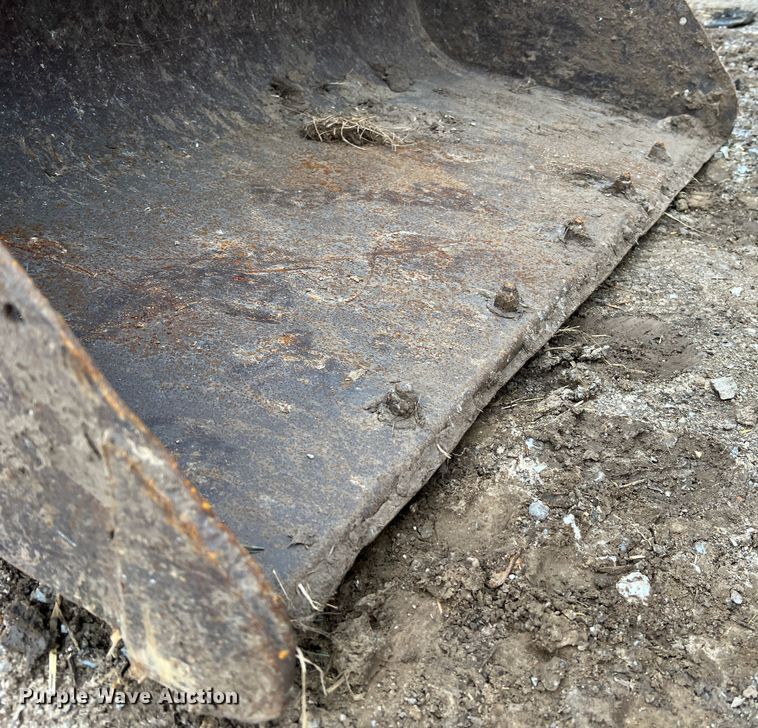 image for item JU9715 2012 Bobcat MT55  compact utility loader