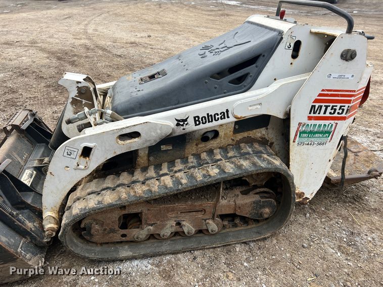 image for item JU9715 2012 Bobcat MT55  compact utility loader