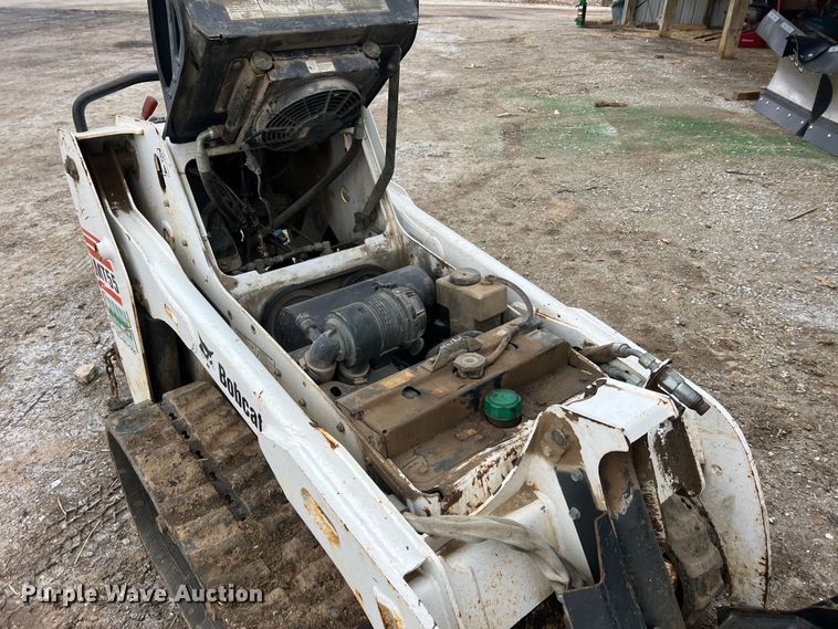 image for item JU9715 2012 Bobcat MT55  compact utility loader