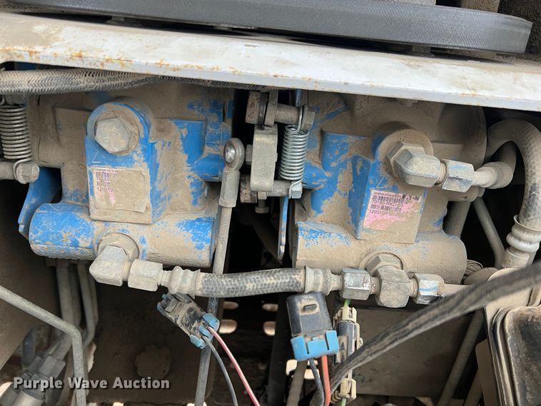 image for item JU9715 2012 Bobcat MT55  compact utility loader