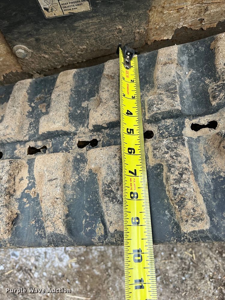 image for item JU9715 2012 Bobcat MT55  compact utility loader