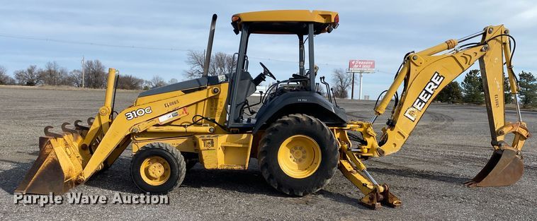 image for item JW9219 2006 John Deere 310G  backhoe