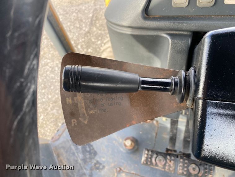 image for item JW9219 2006 John Deere 310G  backhoe