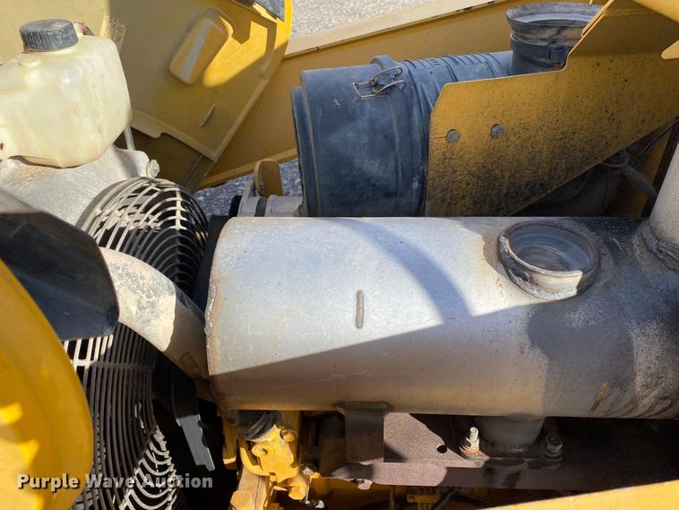 image for item JW9219 2006 John Deere 310G  backhoe