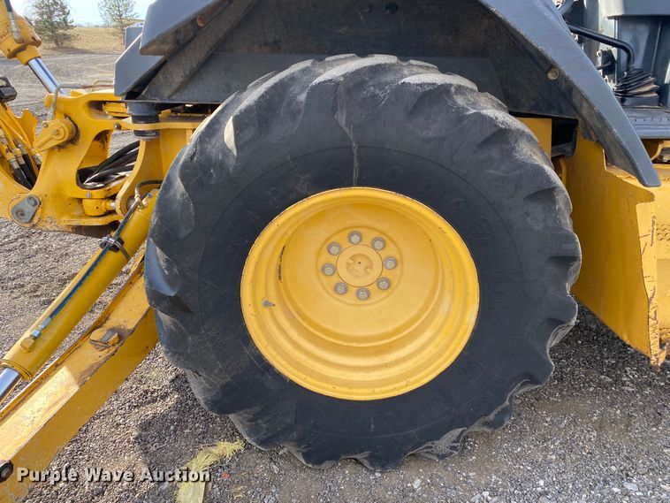 image for item JW9219 2006 John Deere 310G  backhoe