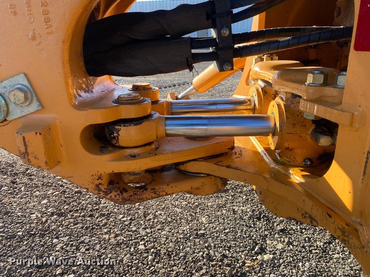 image for item JW9232 Case 580L  backhoe