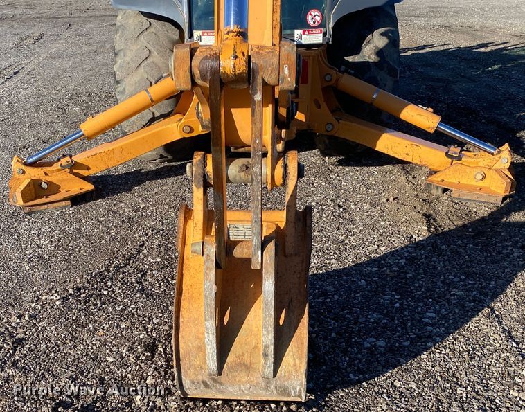 image for item JW9232 Case 580L  backhoe