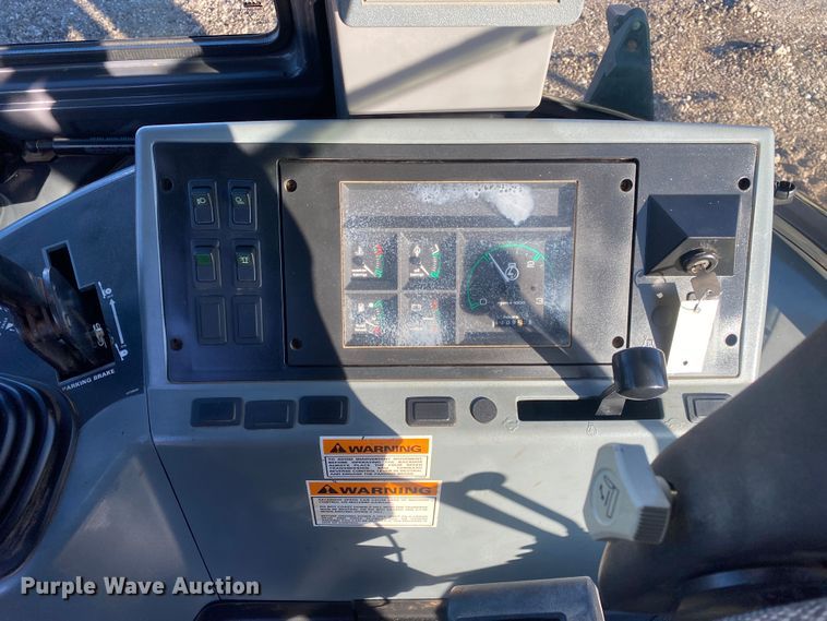 image for item JW9232 Case 580L  backhoe