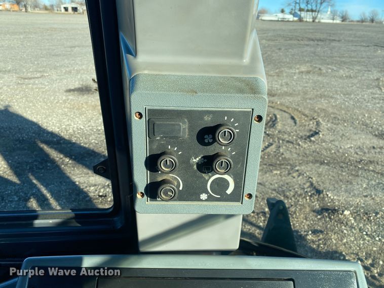 image for item JW9232 Case 580L  backhoe