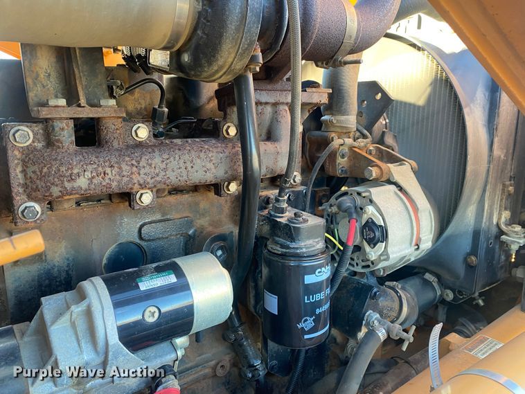 image for item JW9232 Case 580L  backhoe